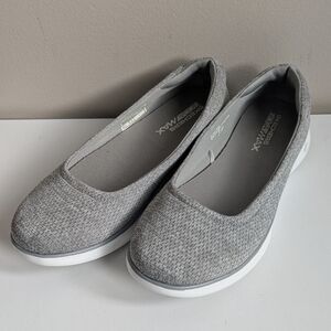 Skechers Goga Women's Light Gray Slip-On Flats